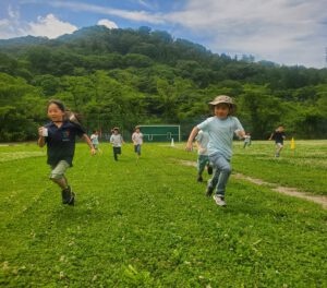 Grade 1 Happiness held is the seed, happiness shared is the flower.