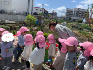 Meadow students go marching two by two hoorah, hoorah!17~21 April.