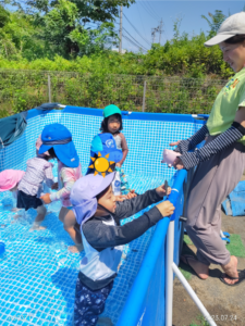 Cow Milking Experience-Canyon(July 24-28)