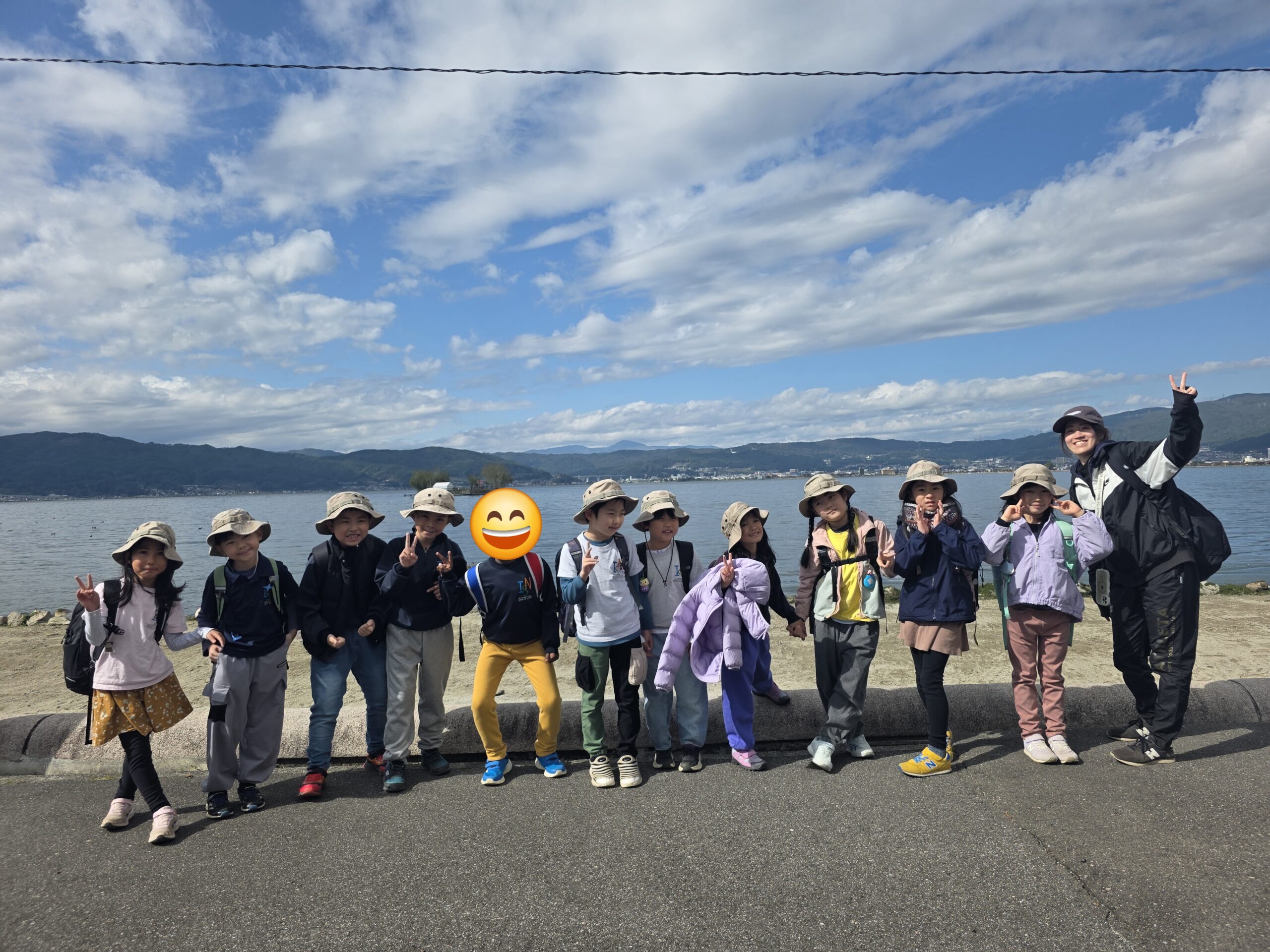 Hello, I hope that you are doing well. Its been quite a while, but grade 2 have been busy with a few events. We’ve had sports day, bus trips to the Time Piece Museum, potato harvesting and a very fun student exchange with Aida Junior High School.