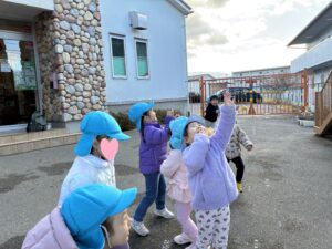 Mini Christmas show- Aurora(Dec. 8-12)