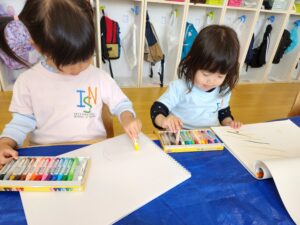 Rainbow: (Apr 20th~24th)Learning colors, making friends, and having fun!